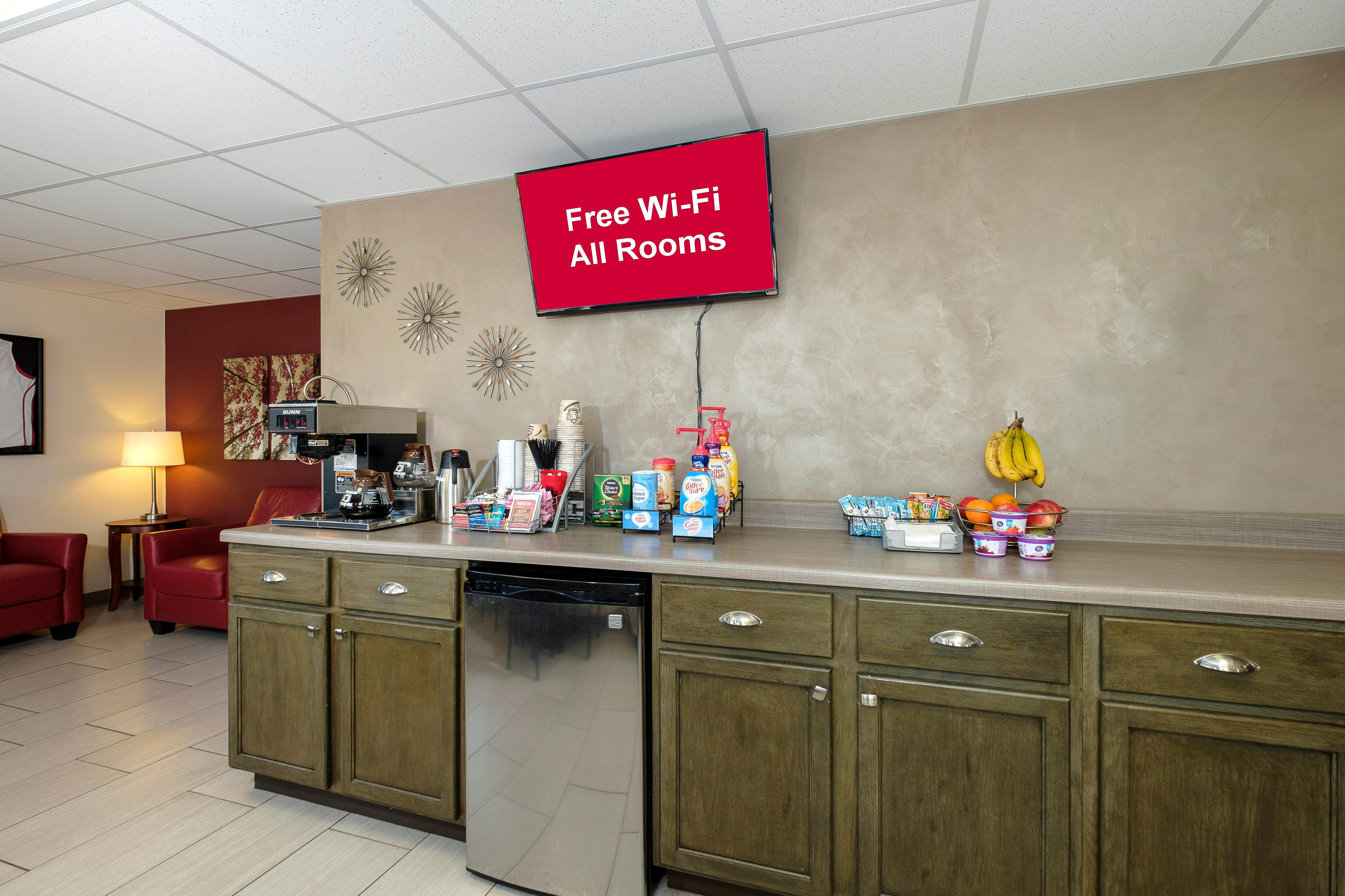 Red Roof Inn Vermillion - U Of South Dakota Εξωτερικό φωτογραφία